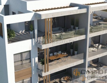2 Bedroom Apartment in Polemidia - 4