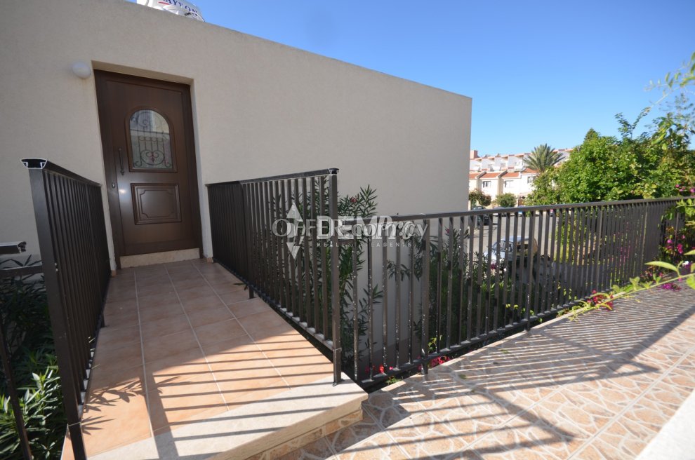 Villa For Sale in Tombs of The Kings, Paphos - DP2222 - 7