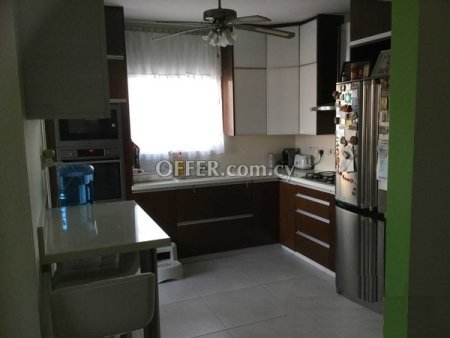 For Sale €185,000 Apartment 3 bedrooms Agios Dometios Nicosia