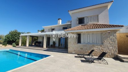 Villa For Rent in Konia, Paphos - DP1709
