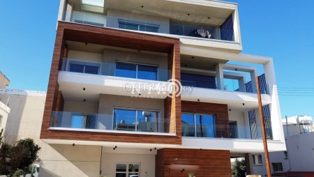 3 bedroom penthouse apartment unfurnished