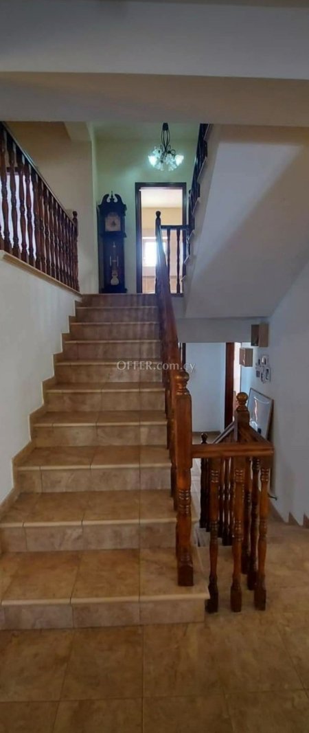 For Rent €3,100 House 5 bedrooms Larnaka (Center), Larnaca Larnaca