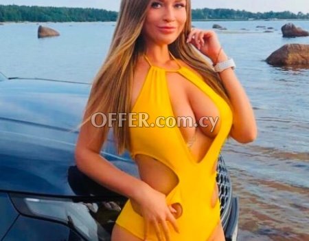 ALINA LUXX NURU MASSAGE