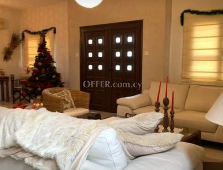 New For Sale €340,000 House 3 bedrooms, Larnaka (Center), Larnaca Larnaca - 4