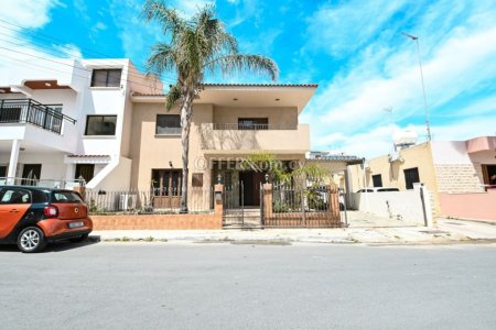 4 Bed House for Sale in Livadia, Larnaca - 11