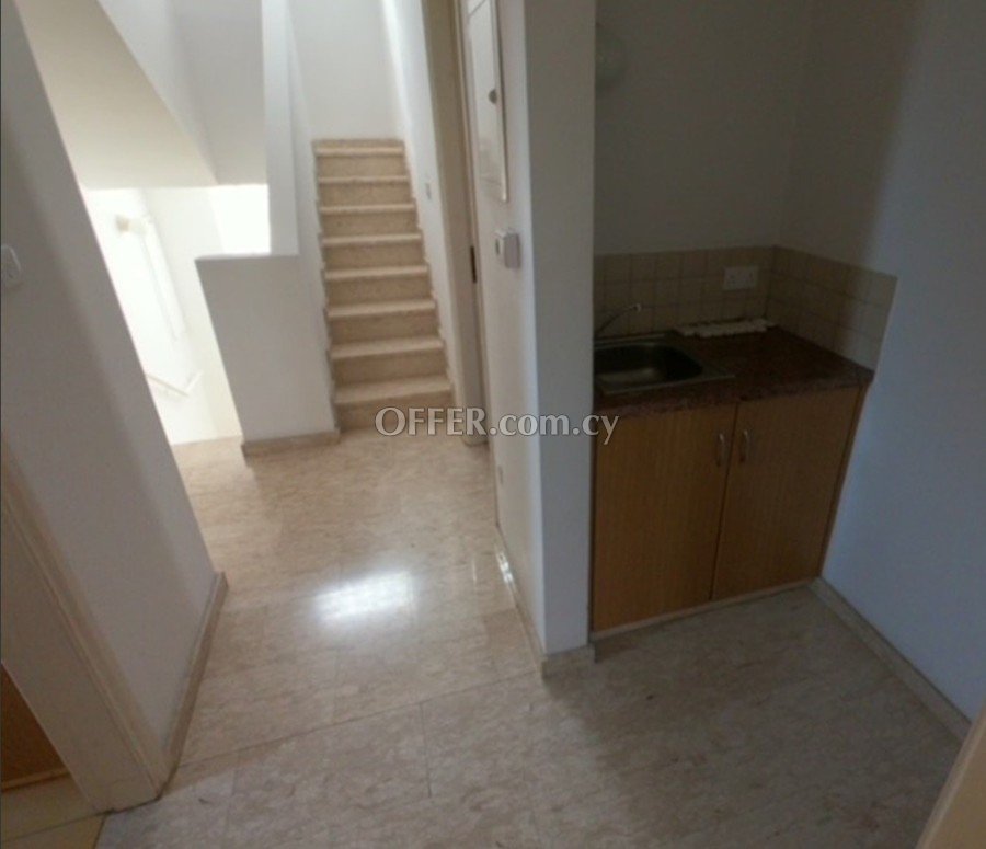 For Sale, Four-Bedroom plus Attic Room Detached House in Strovolos - 8