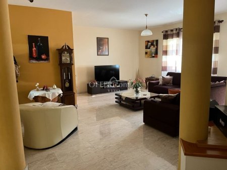 CORNER THREE BEDROOM HOUSE IN KATO POLEMIDIA LIMASSOL - 11