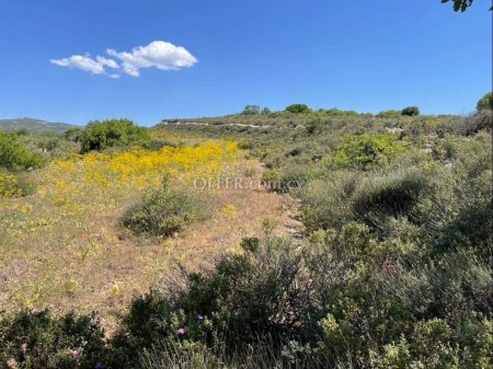 Land Parcel 2300 sm in Agios Therapon, Limassol - 3