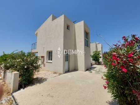 Villa For Sale in Peyia, Paphos - DP2253