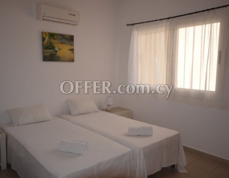 2 Bedroom Ground Floor Apartment for Sale - 6