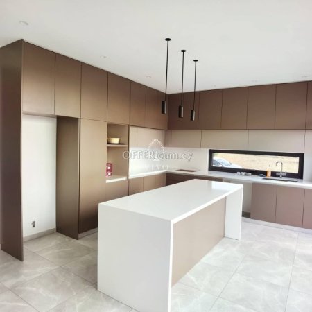 THREE BEDROOM HOUSE WITH MOUNTAIN VIEWS IN MESOGI AREA - 4