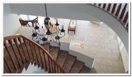 Villa For Rent in Mesa Chorio, Paphos - DP1267 - 3