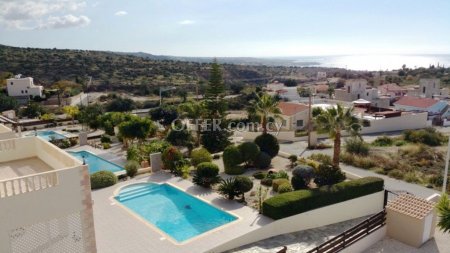 Villa For Sale in Peyia, Paphos - DP160