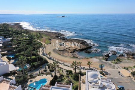 Beachfront Villa in Paphos - 11