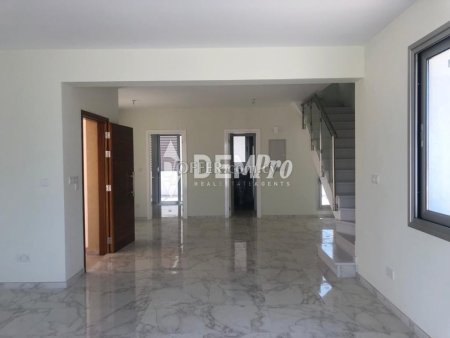 Villa For Sale in Kato Paphos - Universal, Paphos - DP1541 - 11