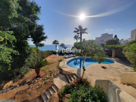 For Sale Seafront Villa in Paphos - Kissonerga  - 10