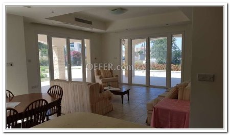 Villa For Rent in Mesa Chorio, Paphos - DP1267 - 9