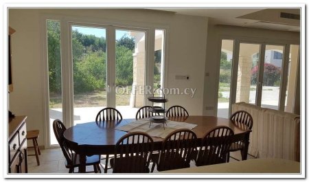 Villa For Rent in Mesa Chorio, Paphos - DP1267 - 8