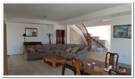 Villa For Rent in Mesa Chorio, Paphos - DP1267 - 4