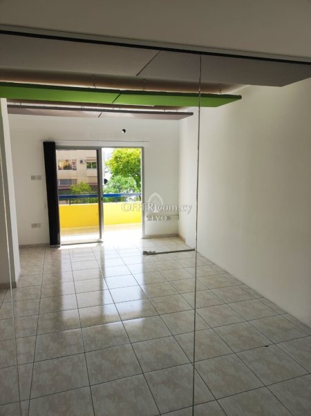 FULLY RENOVATEDOFFICE SPACE OF 112 SQ.M. ON SPYROU KYPRIANOU AVENUE LIMASSOL