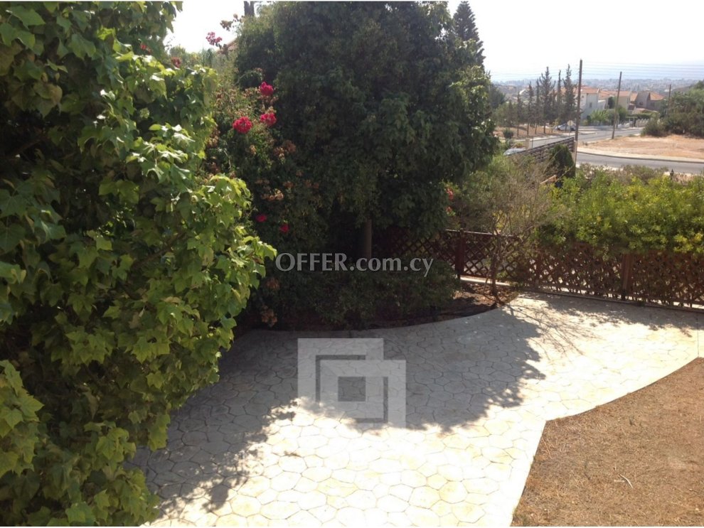 Luxury villa for sale in Sfalangiotissa area Agios Athanasios - 10