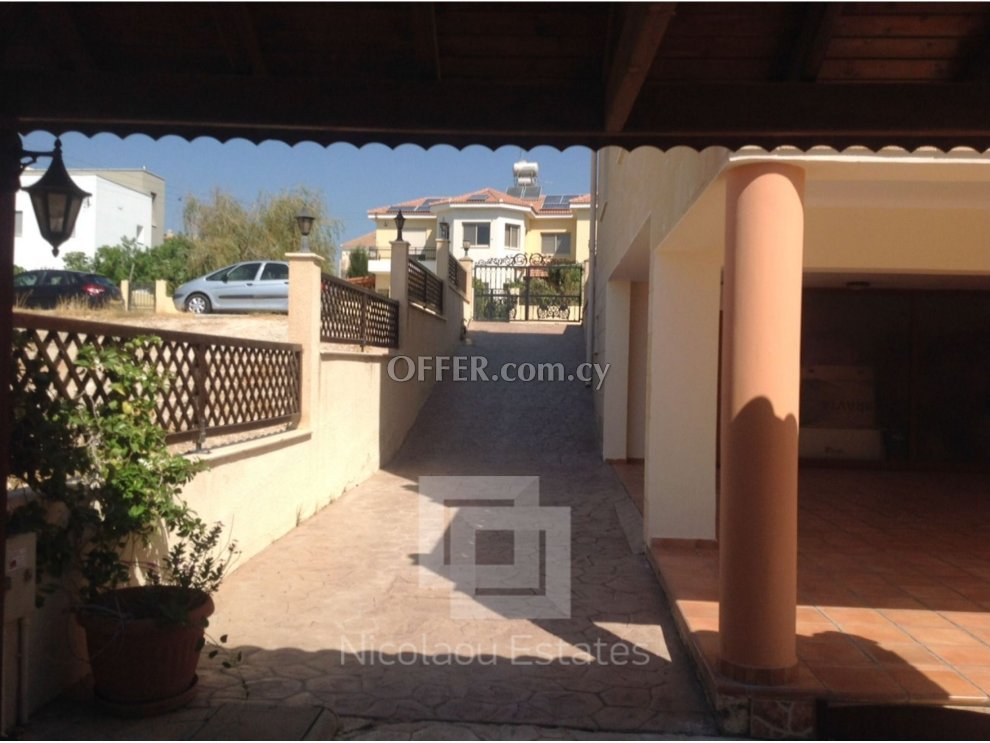 Luxury villa for sale in Sfalangiotissa area Agios Athanasios - 7