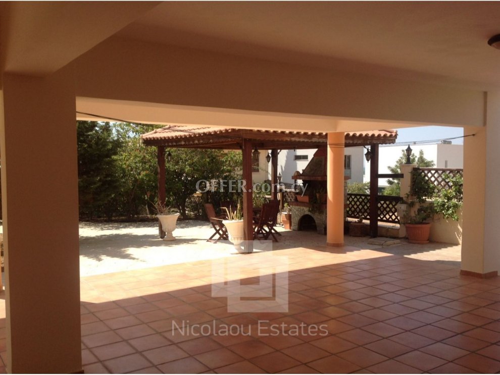 Luxury villa for sale in Sfalangiotissa area Agios Athanasios - 3