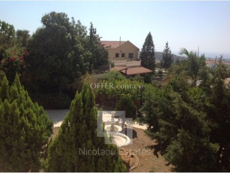 Luxury villa for sale in Sfalangiotissa area Agios Athanasios