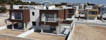 Villa For Sale in Paphos City Center, Paphos - AD1855