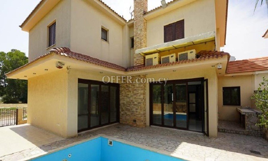 For Sale, Four-Bedroom plus Maid’s Room Detached House in Aglantzia - 2