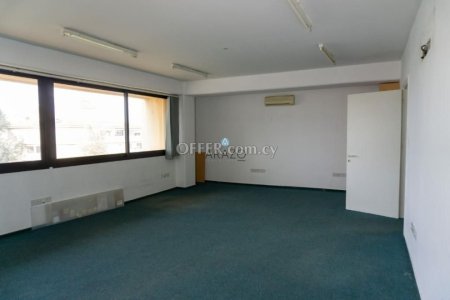 Office for Sale in Agioi Omologites, Nicosia - 10