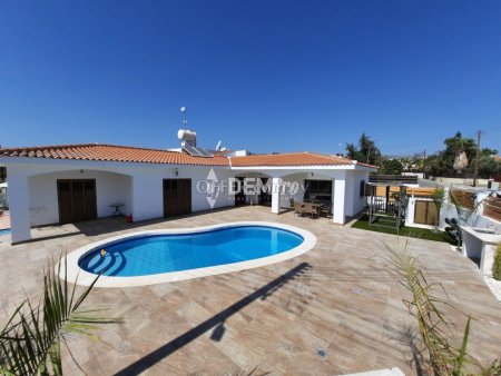 Villa For Sale in Emba, Paphos - DP2309