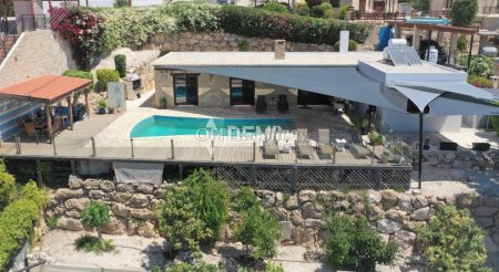 Bungalow For Sale in Peyia, Paphos - DP2314