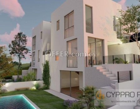 6 Bedroom House in Agia Fyla