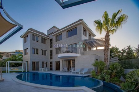 5 bedroom Villa For Sale Limassol