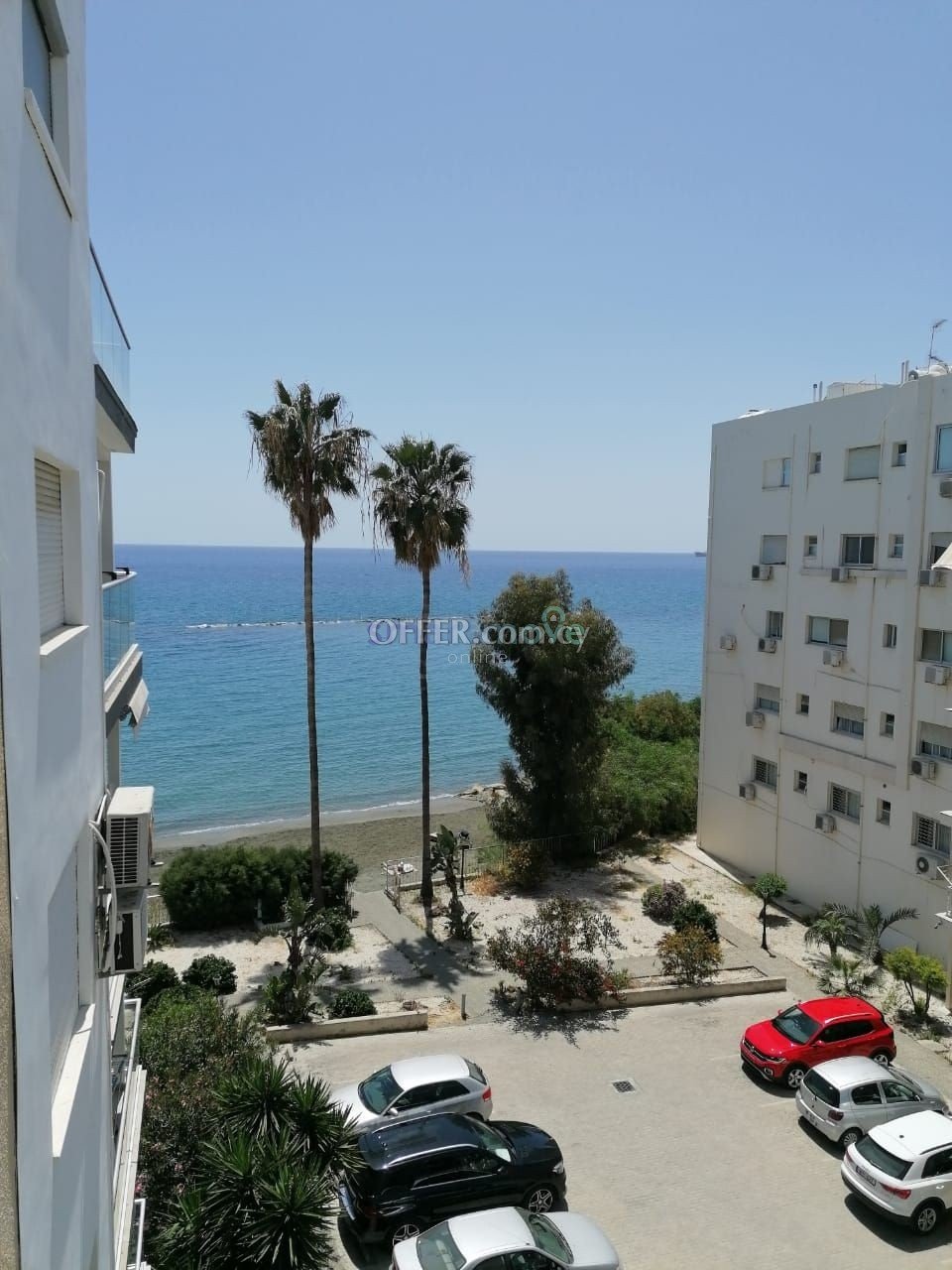 3 Bedroom Beach Front Apartment For Sale Limassol - 8