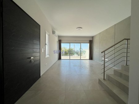 3 + 1 Bed Semi Detached Villa For Rent Limassol - 3