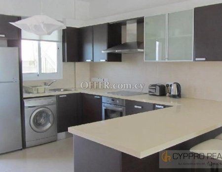 2 Bedroom Apartment Bayview Gardens - 4