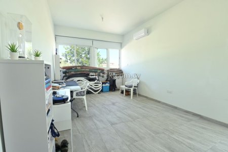 4 Bed Detached Villa for Sale in Paralimni, Ammochostos - 2