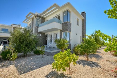 4 Bed Detached Villa for Sale in Paralimni, Ammochostos - 1