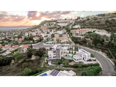 Brand new three bedroom luxury villa with swimming pool and amazing views in Peya in Paphos - 6