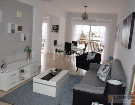 2 Bedroom Apartment in Universal Area - 5