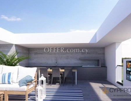 2 Bedroom Penthouse with Roof Garden in City Centre - 4