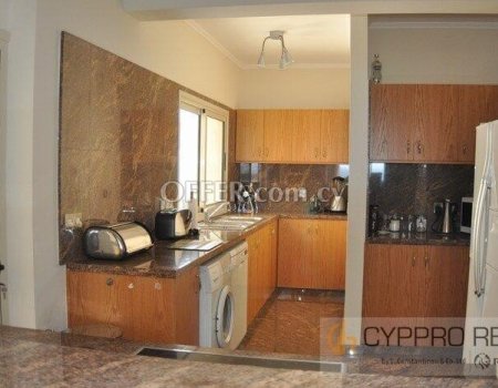 3 Bedroom Penthouse with Sea View in Tourist Area - 5