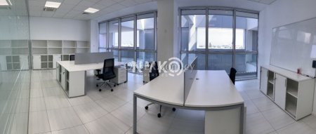 310 sqm office space - 23