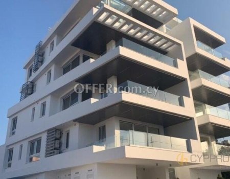 2 Bedroom Penthouse with Roof Garden in Larnaca - 9