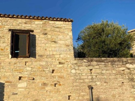 Traditional listed three bedroom house with large plot in Vavla village - 6