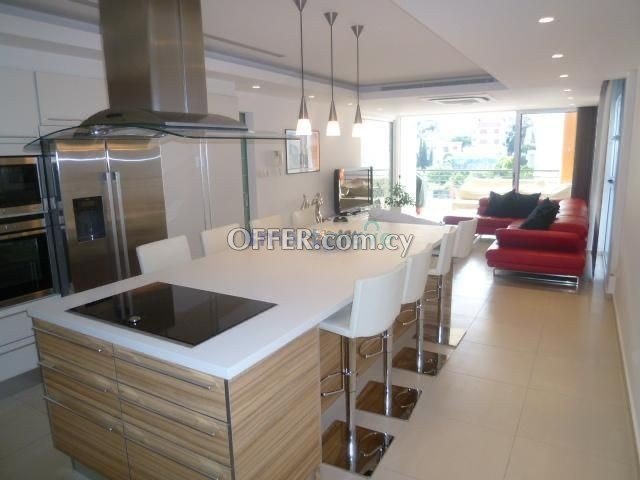 2 Bedroom Penthouse For Rent Limassol - 10