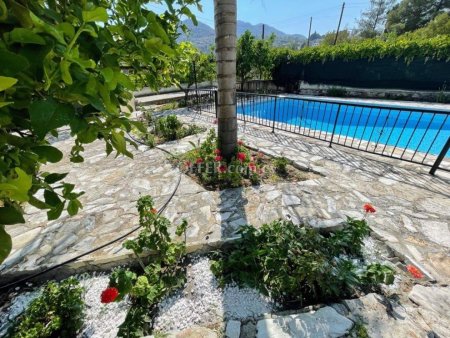 4-bedroom Detached Villa 160 sqm in Agios Mamas - 1