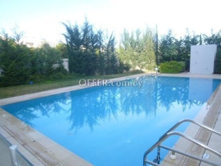2 Bedroom Penthouse For Rent Limassol - 8